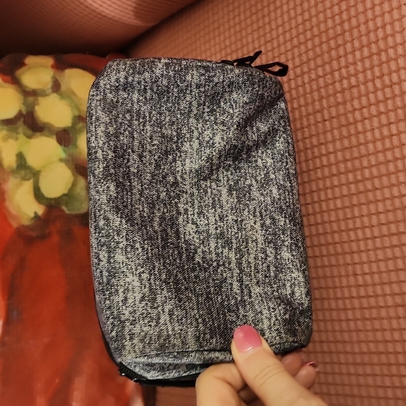 ADIDAS INSULATED LUNCH TOTE - Picture 8 of 8